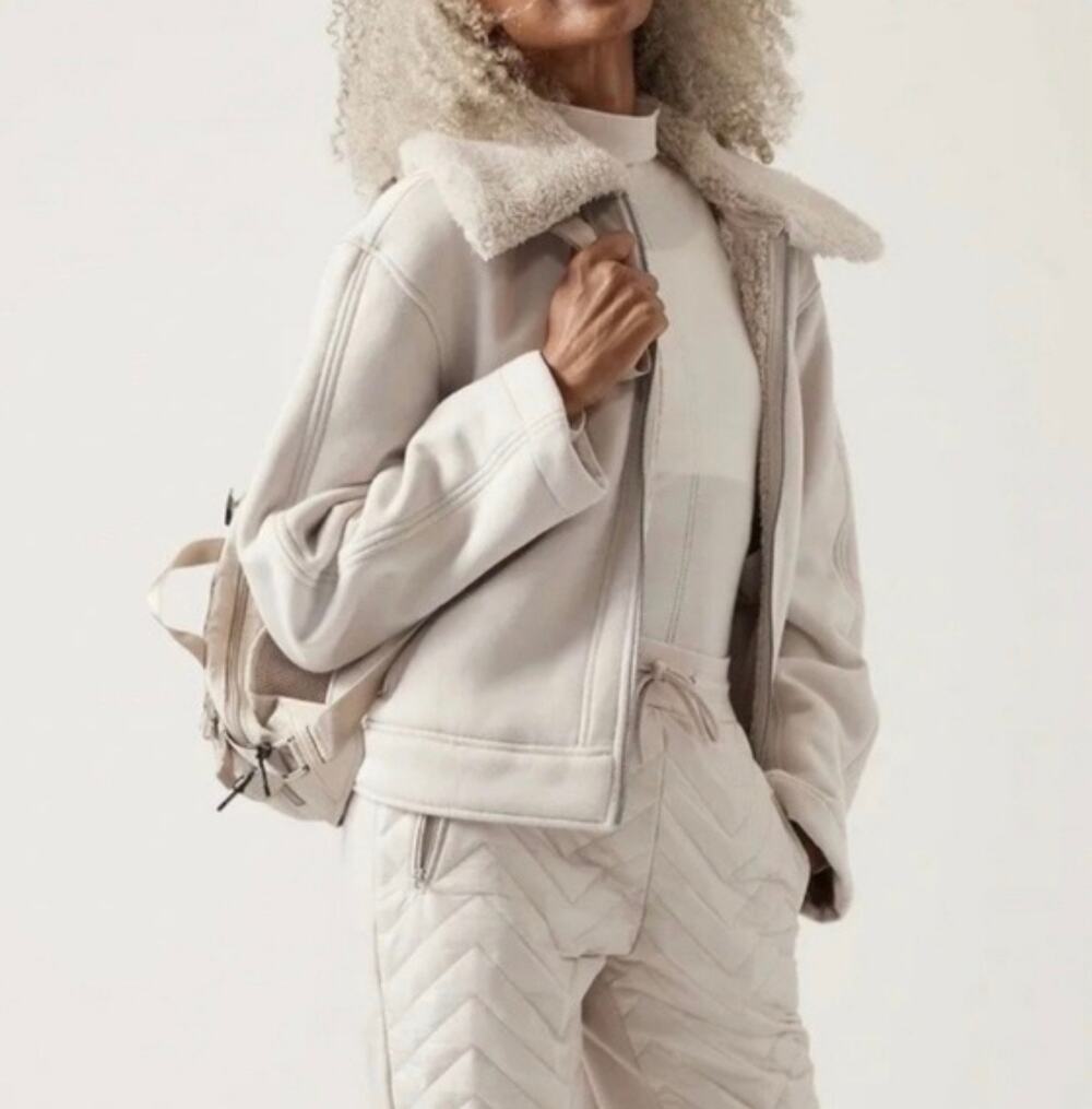 Athleta Westbound Full Zip Sherpa Jacket in Abalone Size Small